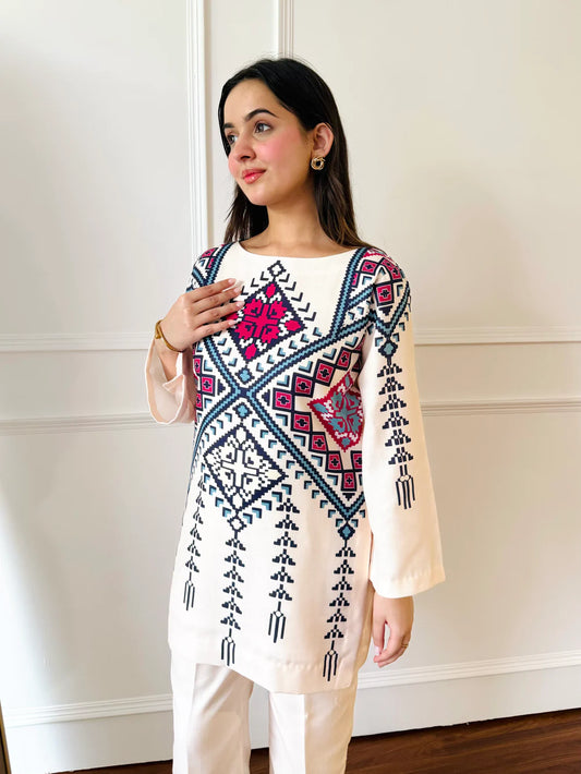 Kashni- Cream Printed Kurta Pant Co-Ord Set with Geometric Ethnic Motifs