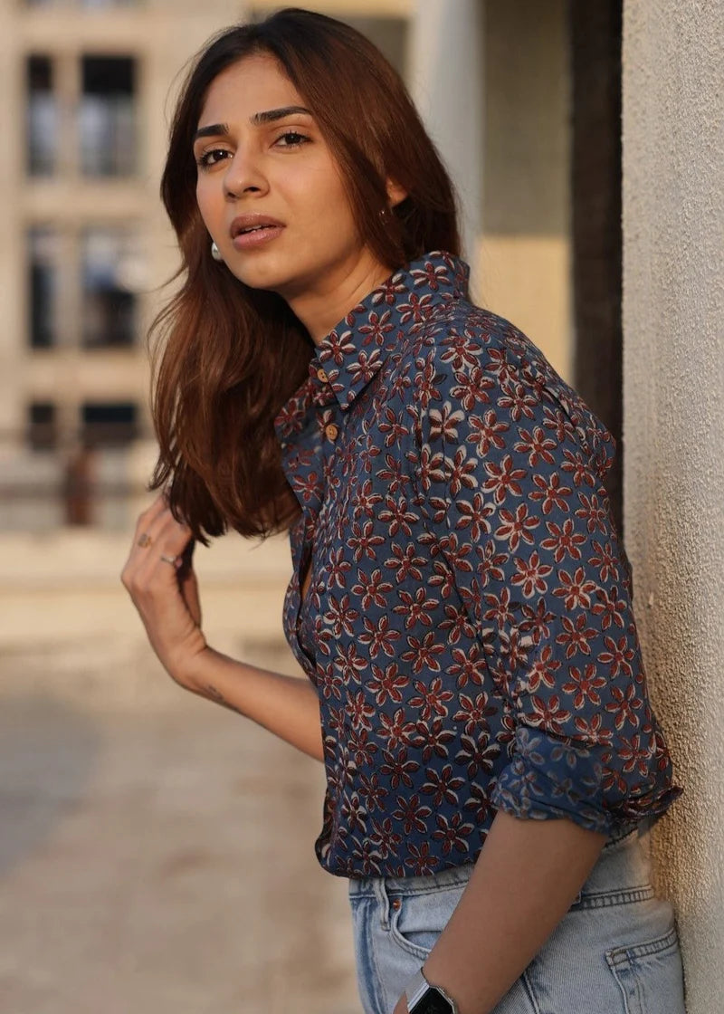 Bilku- Women’s Blue Floral Printed Casual Shirt |