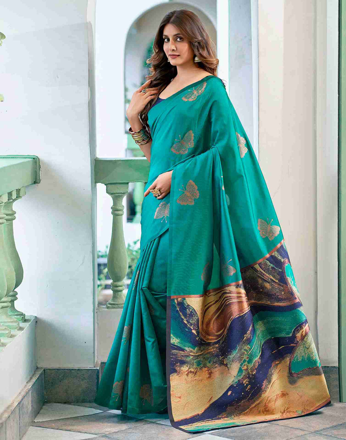 Elegant Purple Digital Printed Saree with Matching Blouse