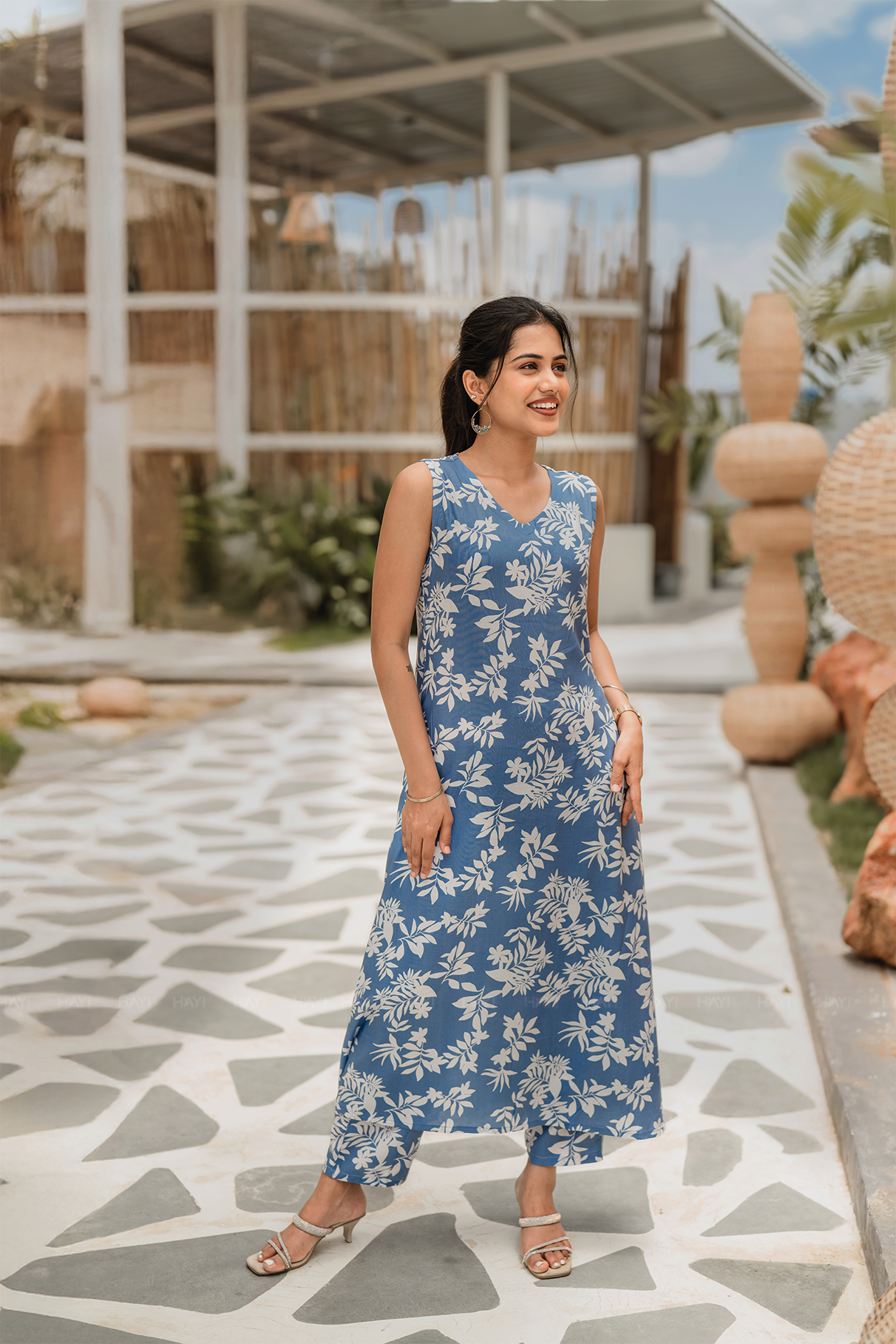 G&B A must-have kurta set print work and soft fabric