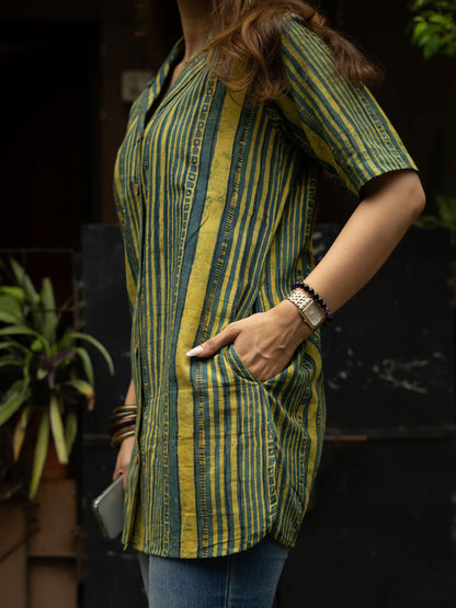 Kni- Women’s Striped Shirt-Style Tunic