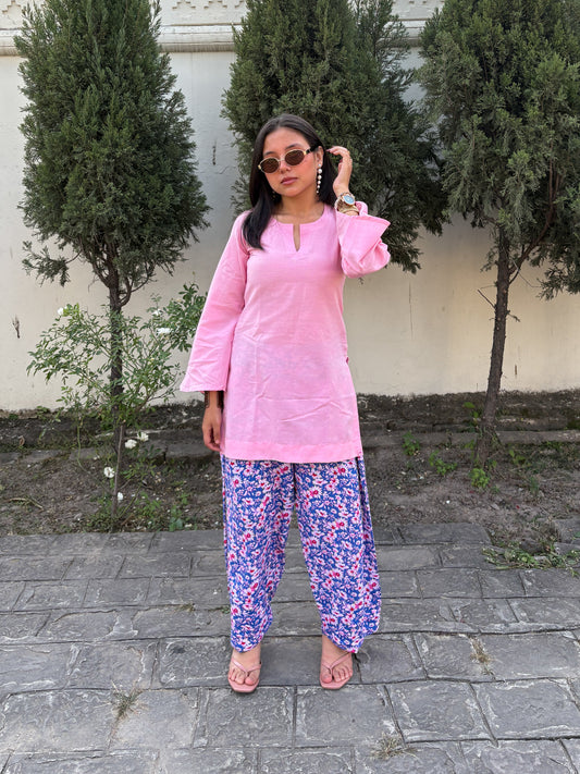 Mono- Pink Solid Kurti with Blue Floral Printed Pants