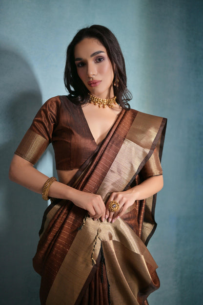 Mori- Emerald Glow – Raw Silk Elegance