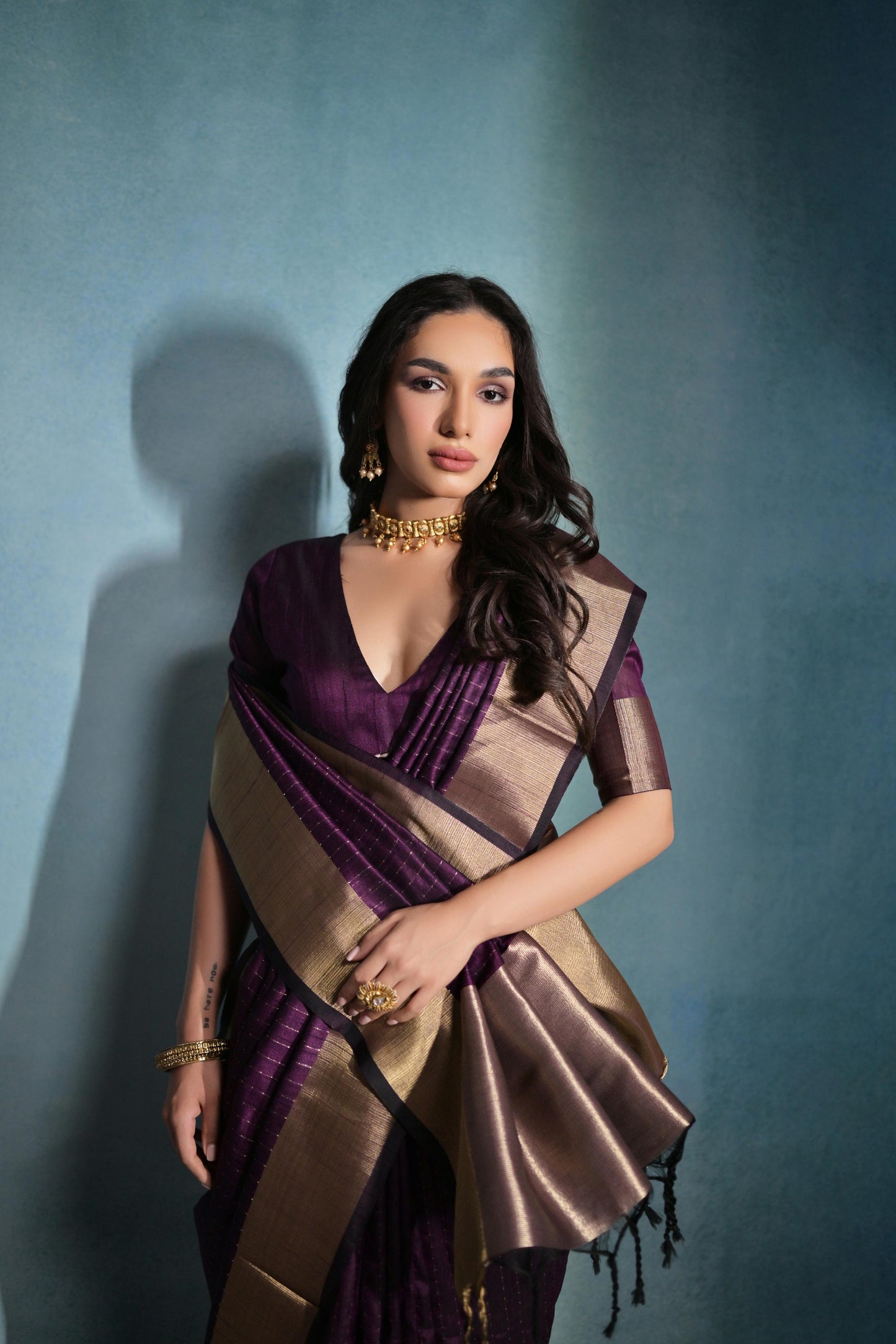 Mori- Emerald Glow – Raw Silk Elegance