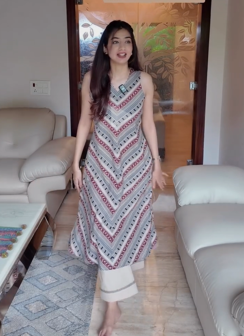 Happy- Sleeveless Printed Cotton Kurti with Straight Pants – Everyday Comfort Wear