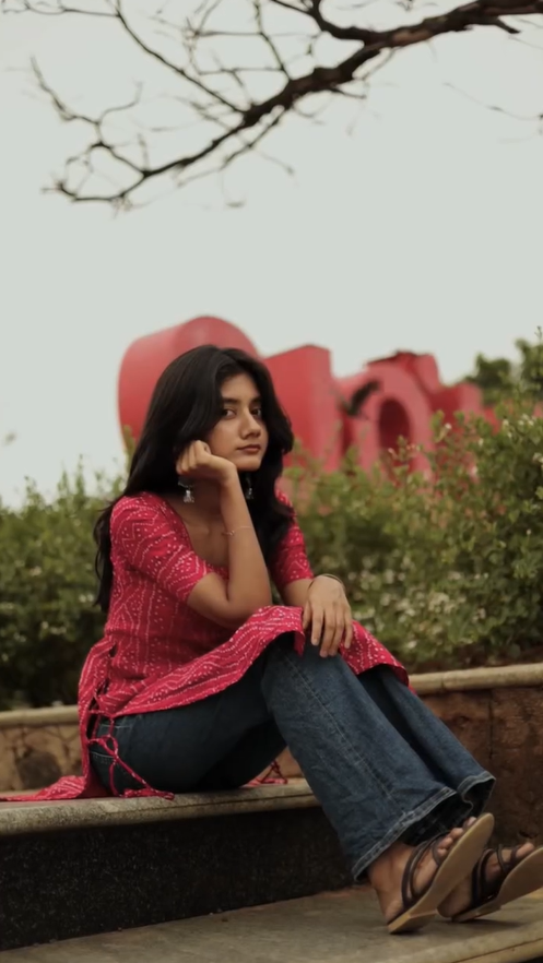 Fana- Bandhani printed top with round necK