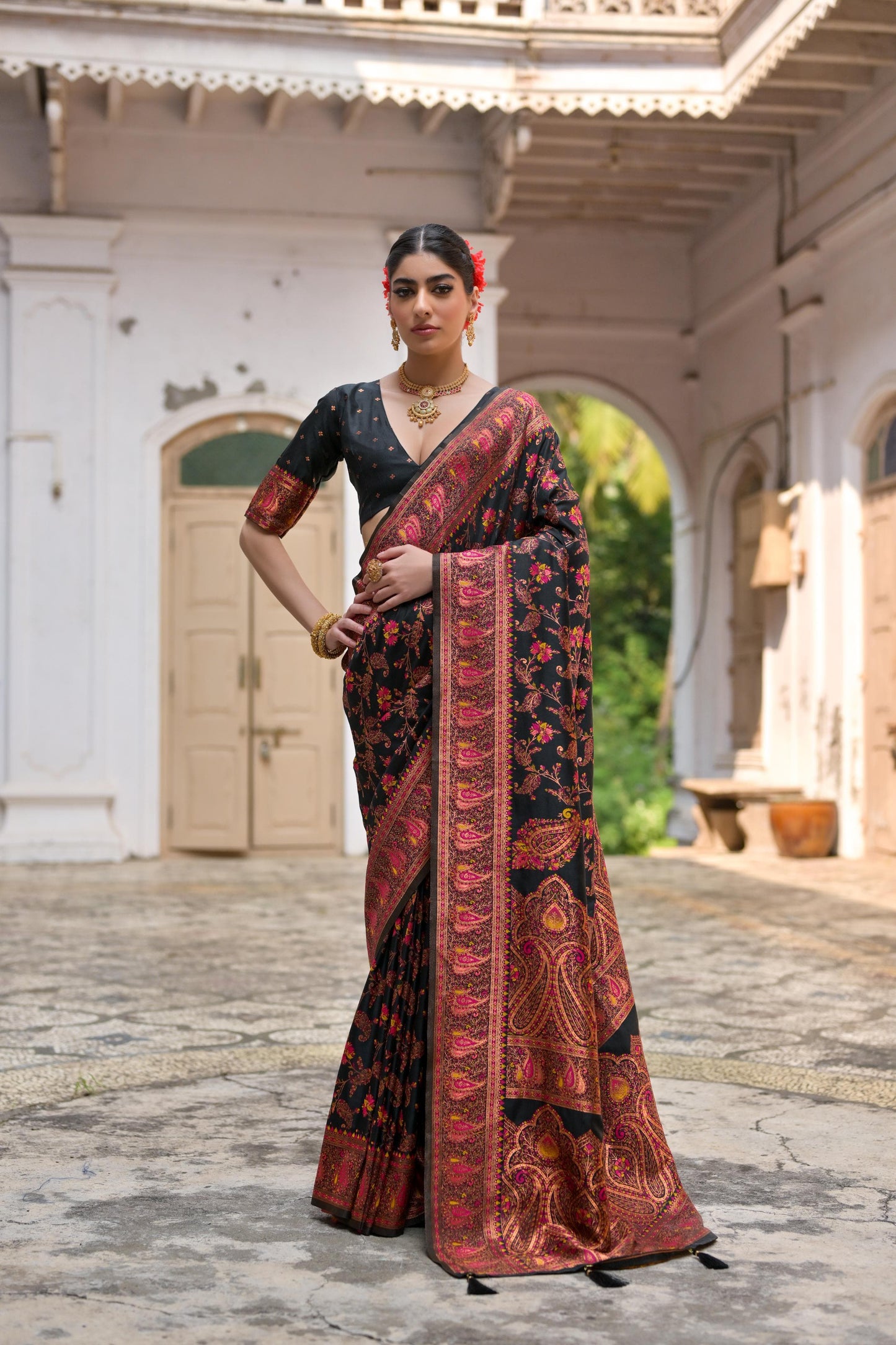 Taj - Andaaz – Rich Zari Silk in Emerald Glow