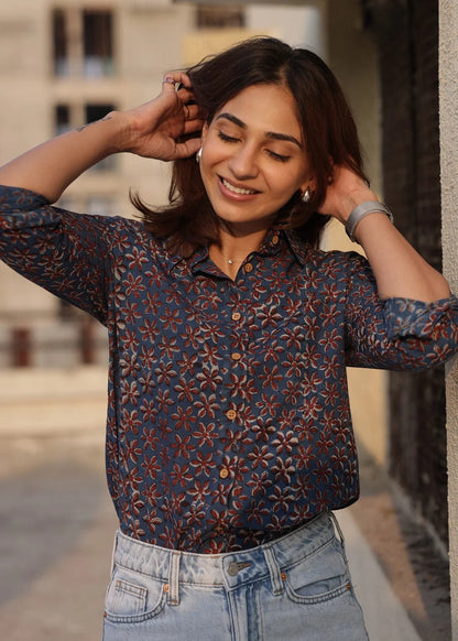Bilku- Women’s Blue Floral Printed Casual Shirt |